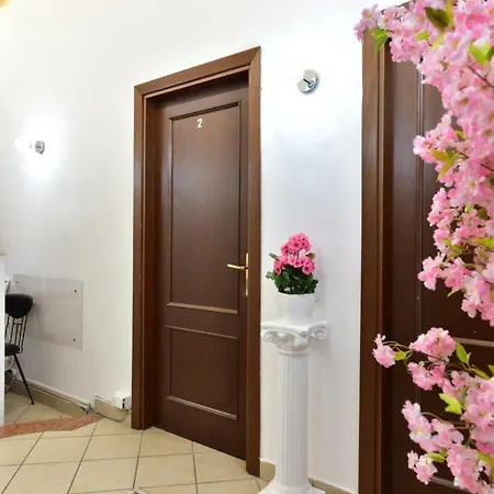 Termini Paradiso Hotell *