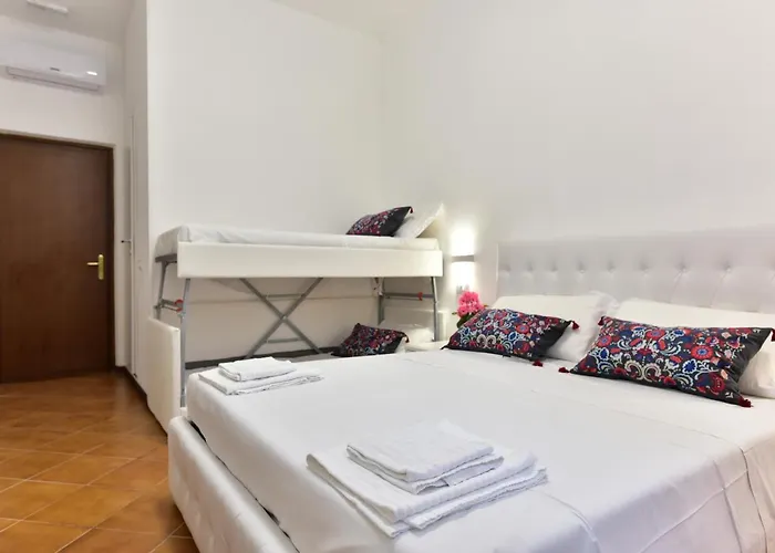 Termini Paradiso Hotell